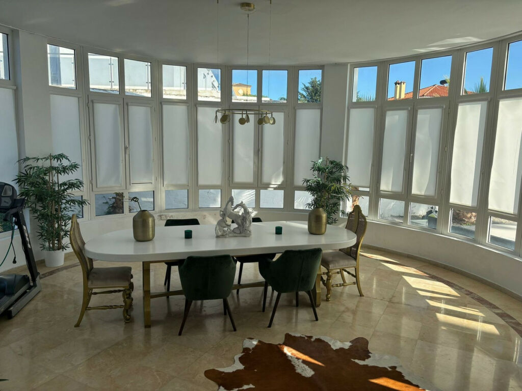 Detached Villa La Línea Cádiz - image 7