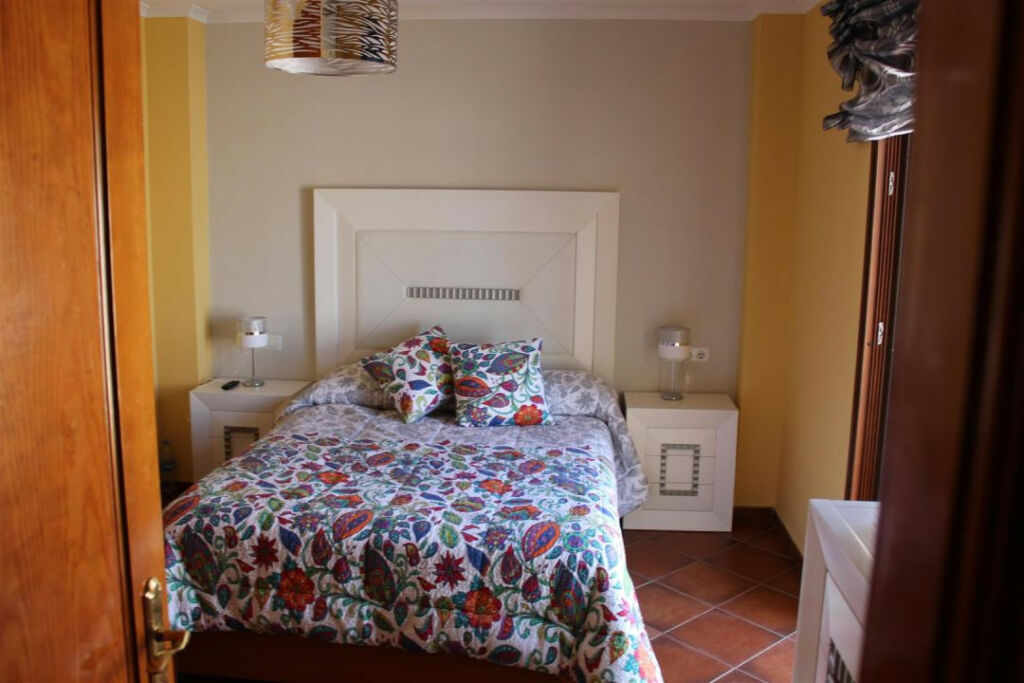 Semi-Detached House Almayate Málaga - image 7