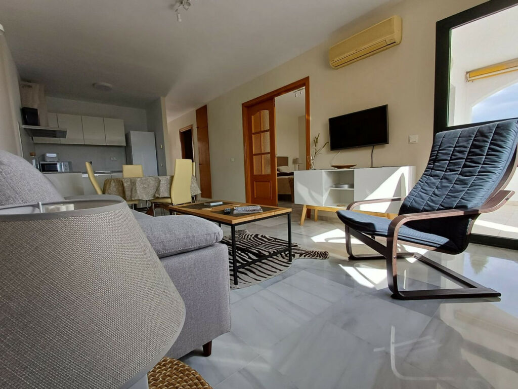 Top Floor Apartment Benalmadena Costa Málaga - image 7