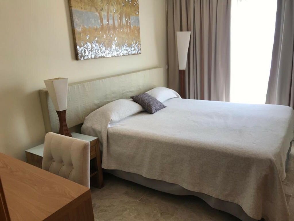 Middle Floor Apartment Santa Clara Málaga - image 7