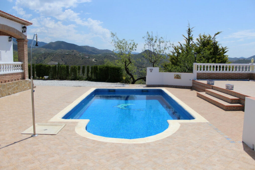 Finca - Cortijo Alcaucín Málaga - image 7