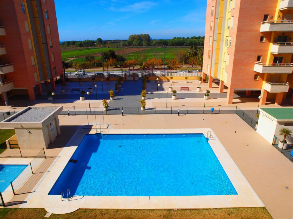 Middle Floor Apartment Torre del Mar Málaga - image 7
