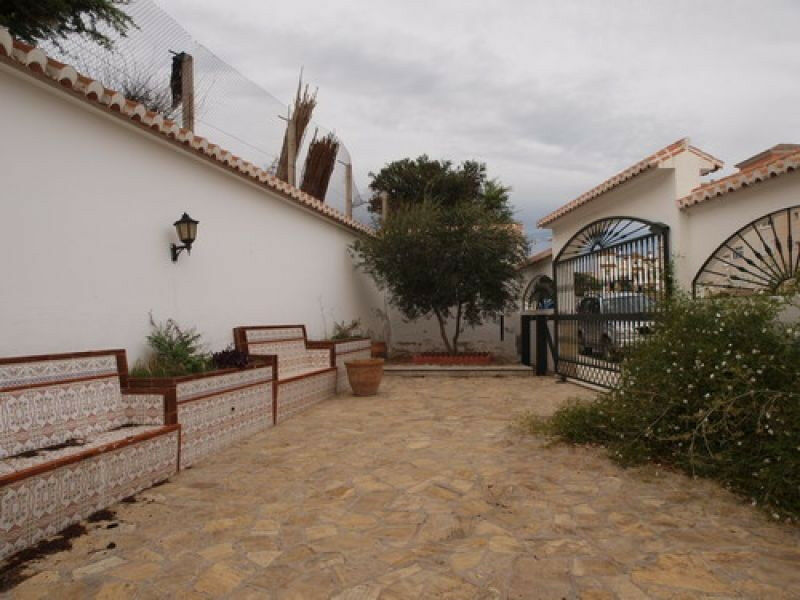 Detached Villa Torre del Mar Málaga - image 7