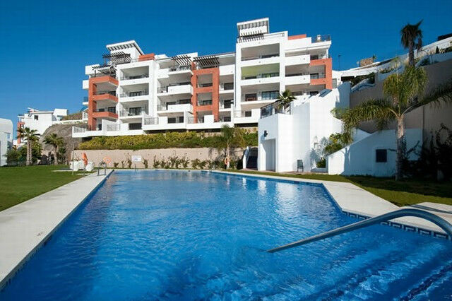 Middle Floor Apartment Torrox Málaga - image 7