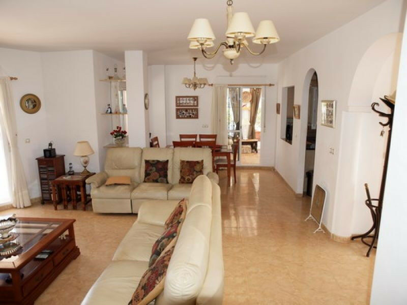 Detached Villa Almayate Málaga - image 7