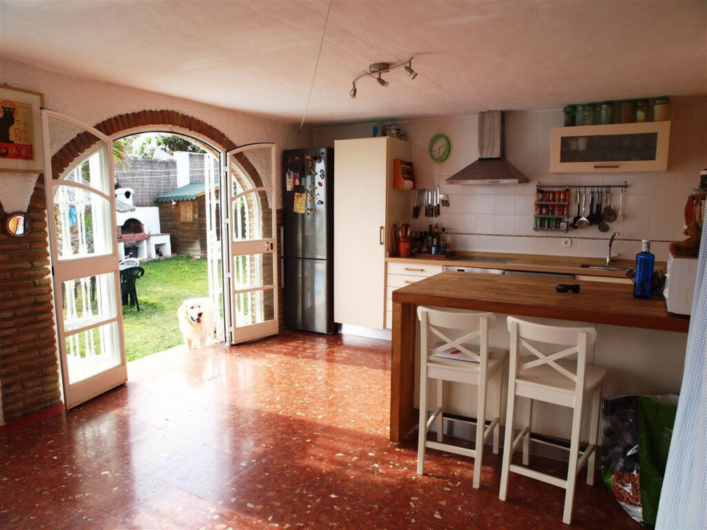 Detached Villa Benajarafe Málaga - image 7