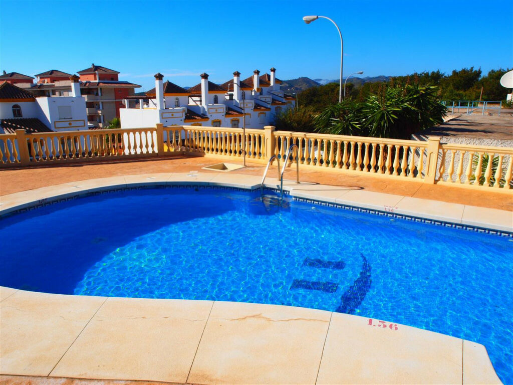 Penthouse Torre del Mar Málaga - image 7