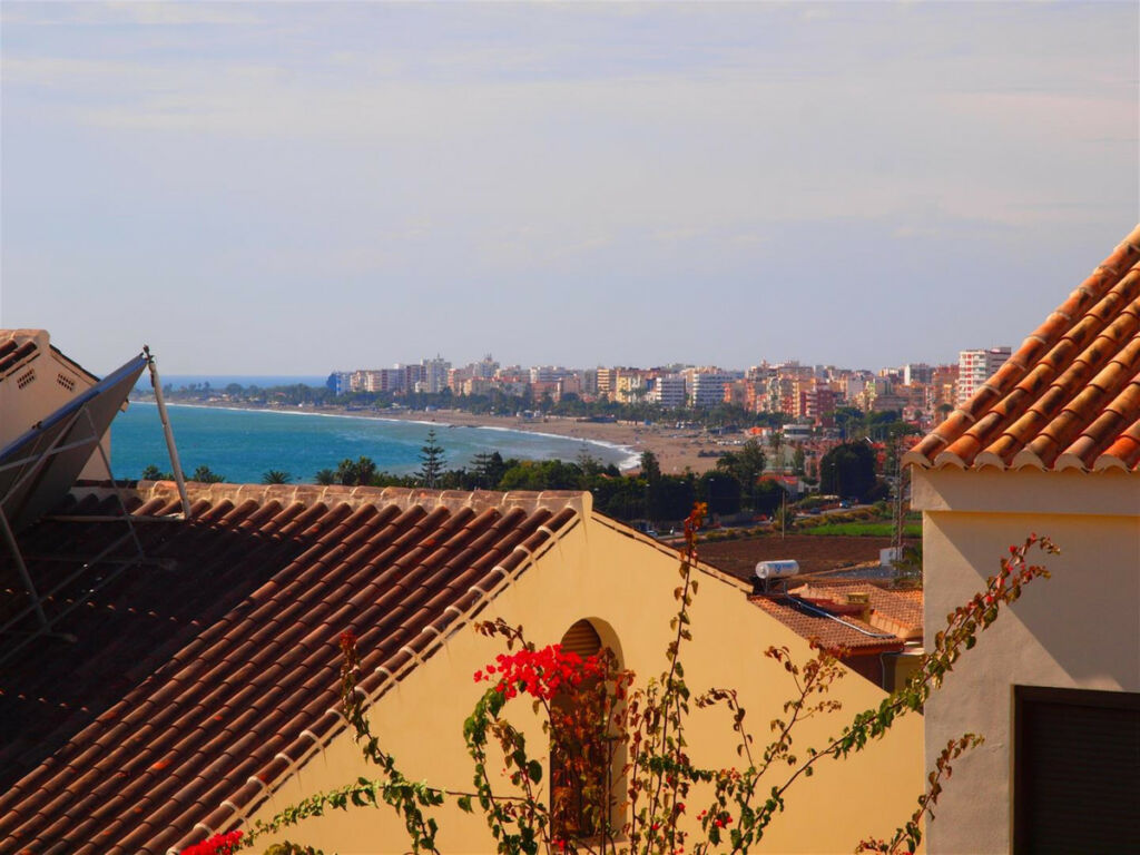 Detached Villa Caleta de Vélez Málaga - image 7