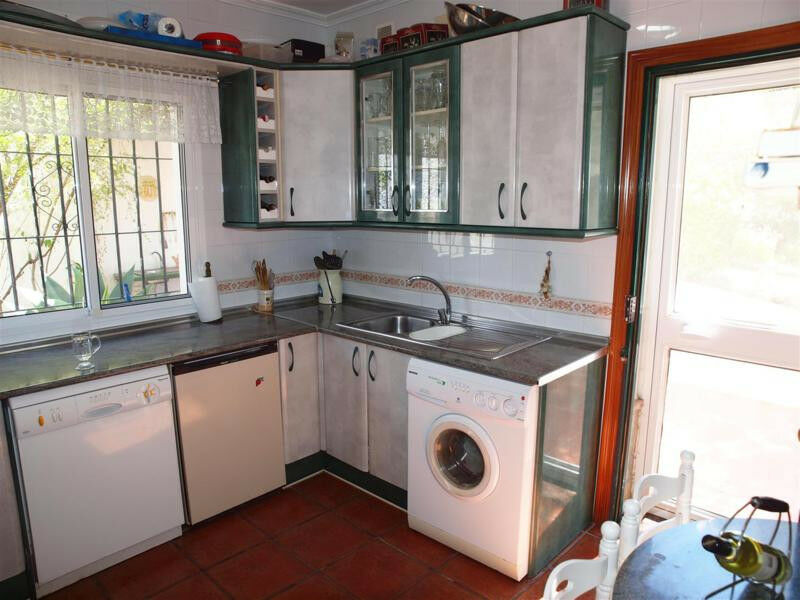 Detached Villa Alcaucín Málaga - image 7