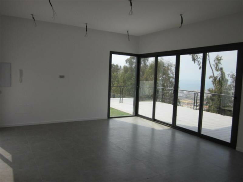 Detached Villa Rincón de la Victoria Málaga - image 7