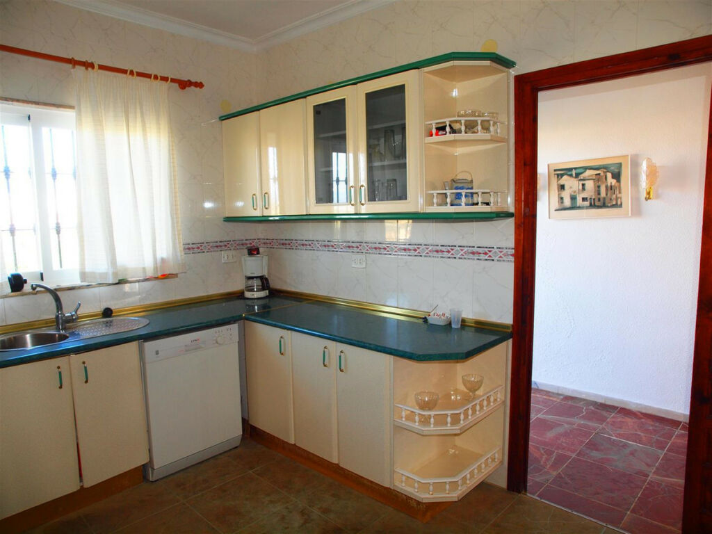 Detached Villa Caleta de Vélez Málaga - image 7
