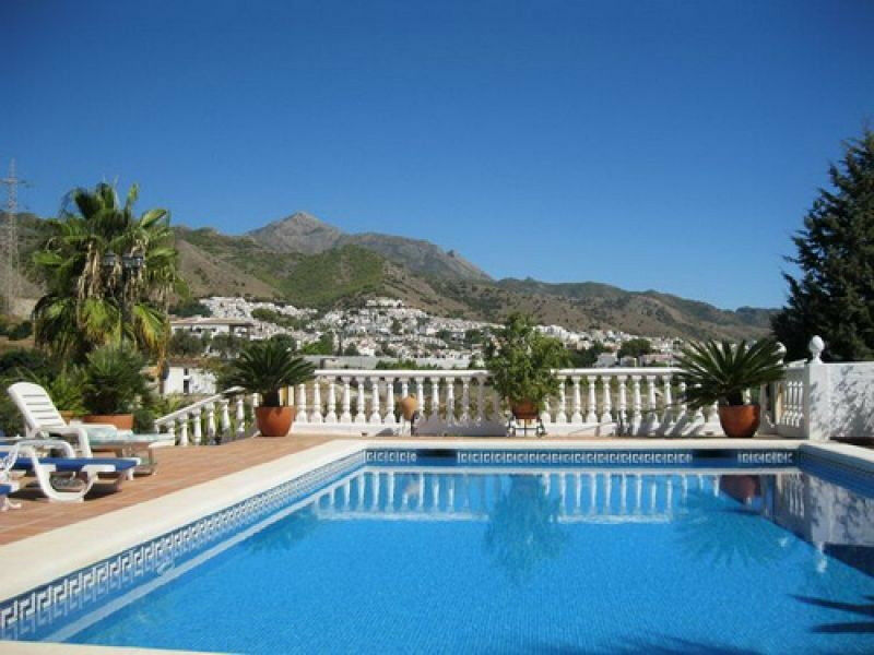 Detached Villa Nerja Málaga - image 7