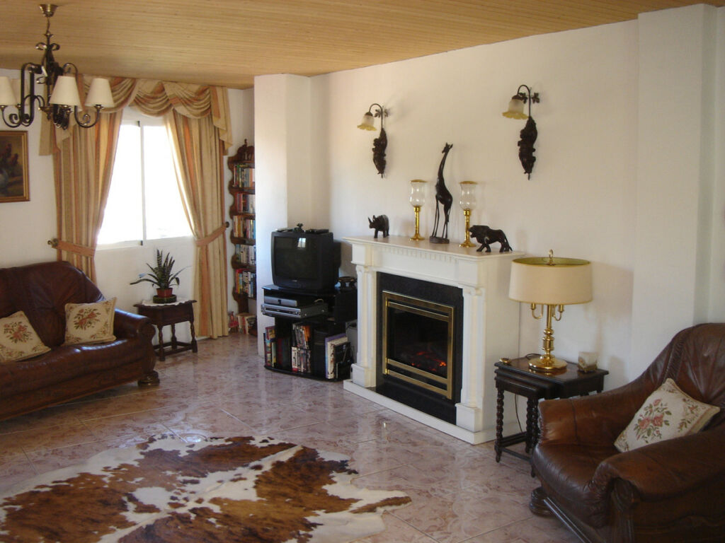 Semi-Detached House Sayalonga Málaga - image 7