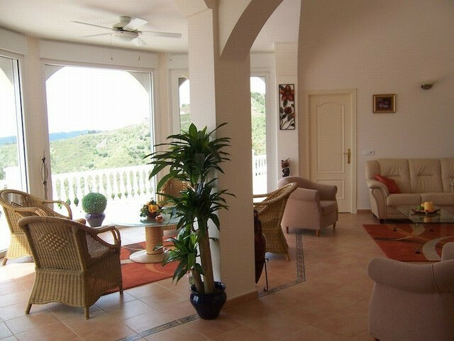 Detached Villa Arenas Málaga - image 7