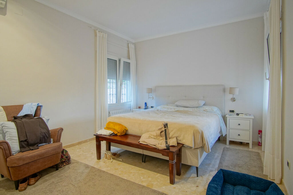 Detached Villa Denia Alicante - image 8