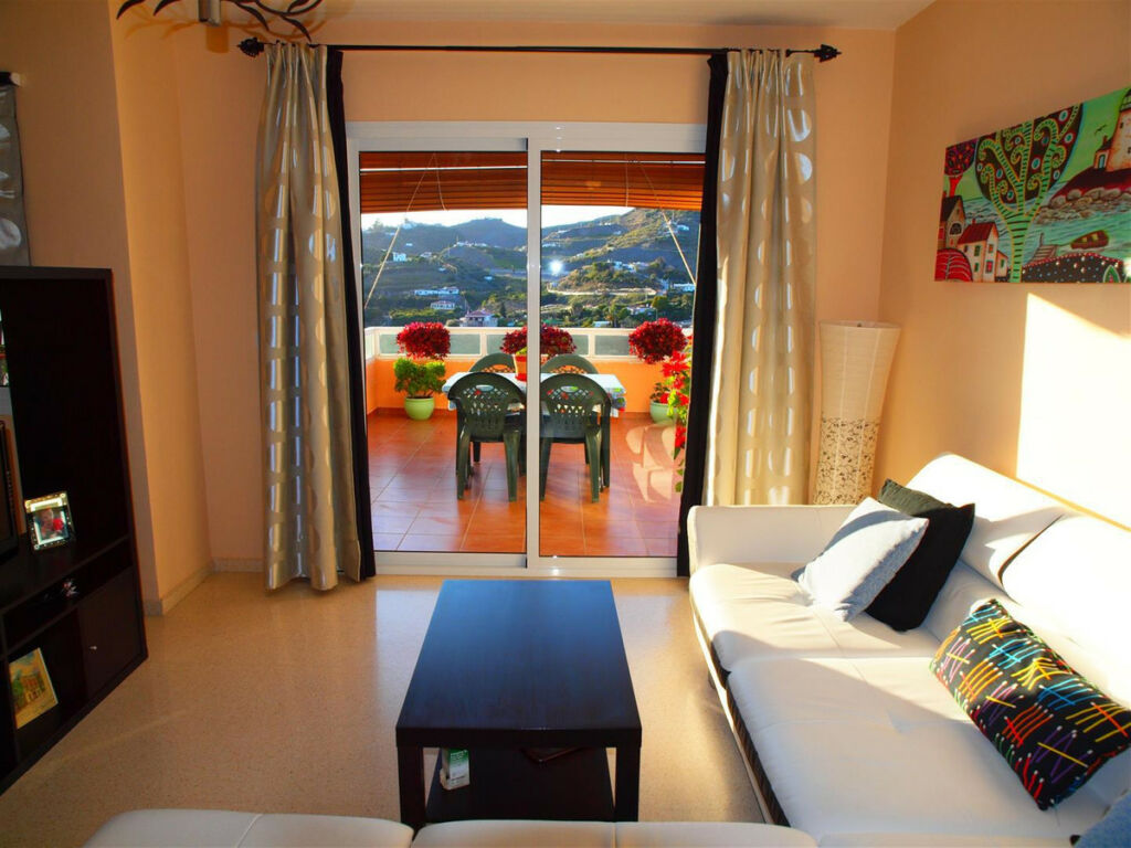 Top Floor Apartment Torrox Málaga - image 8