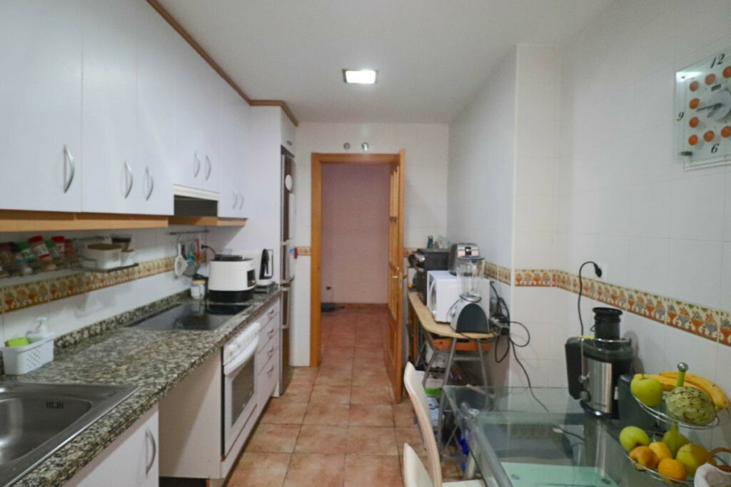 Middle Floor Apartment Villajoyosa Alicante - image 8