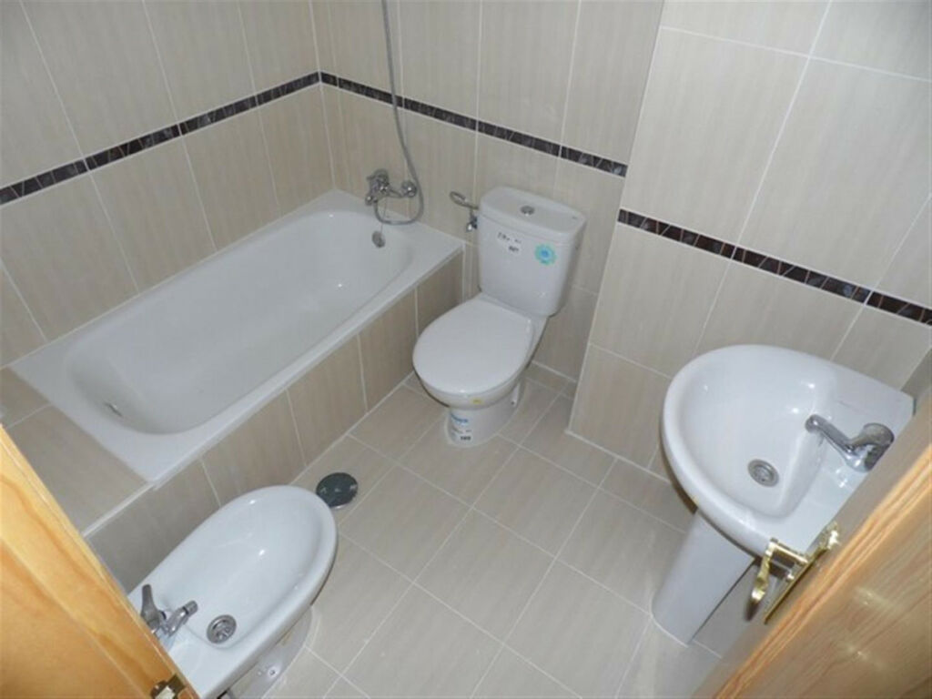 Middle Floor Apartment Canillas de Aceituno Málaga - image 8