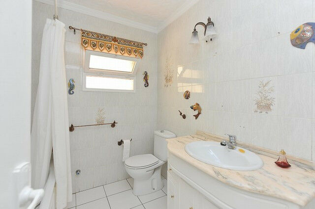 Ground Floor Apartment Nerja Málaga - image 8