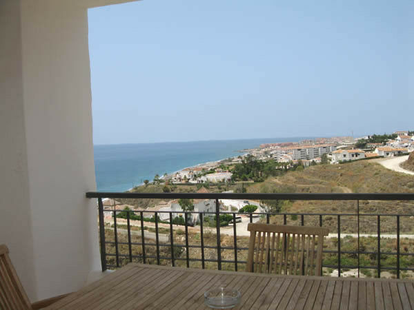 Middle Floor Apartment Torrox Málaga - image 8