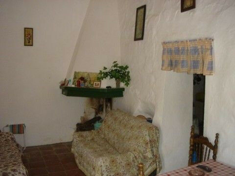 Detached Villa Riogordo Málaga - image 7
