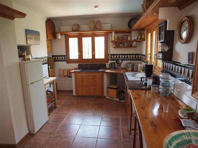 Detached Villa Benajarafe Málaga - image 8