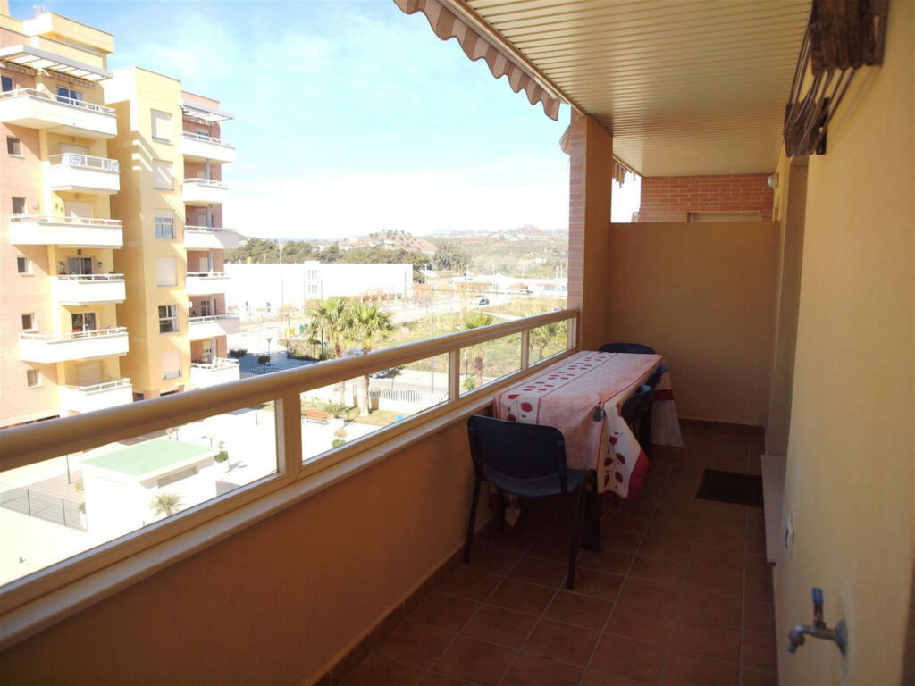 Middle Floor Apartment Torre del Mar Málaga - image 8
