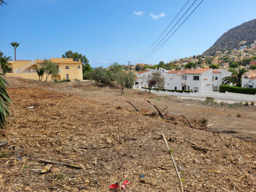 Land Calpe Alicante - image 11