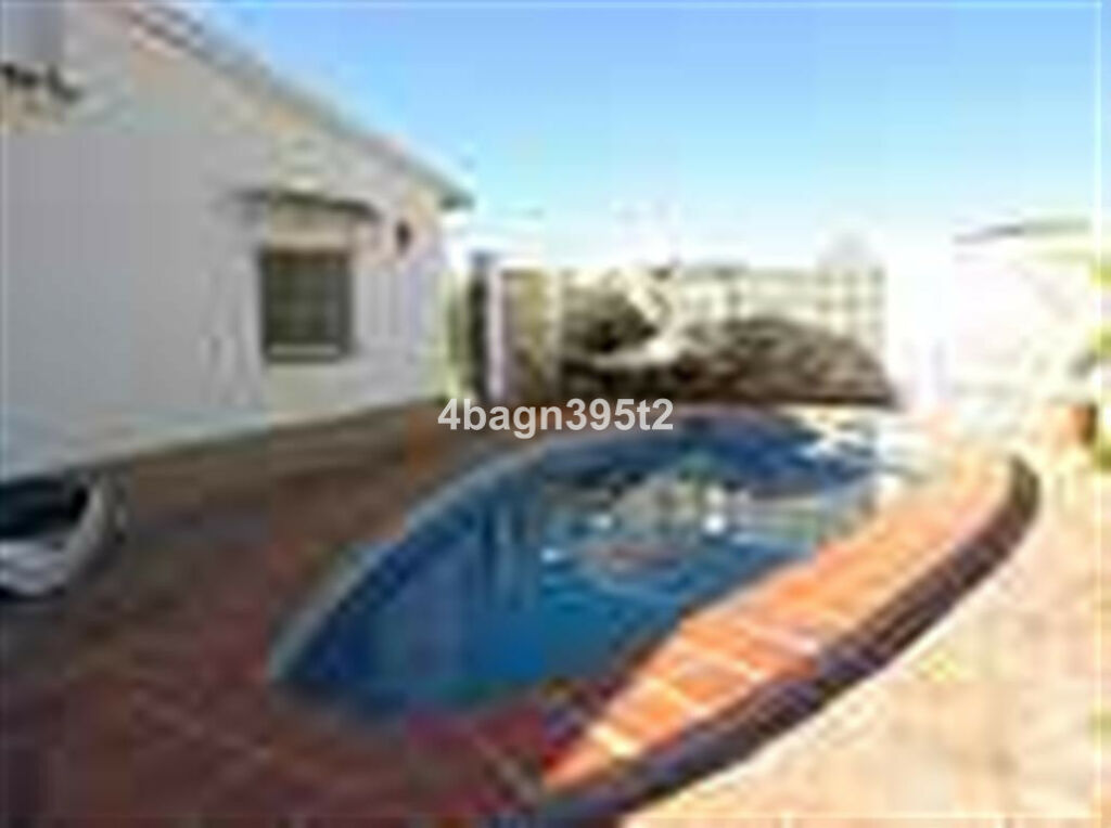 Detached Villa Sedella Málaga - image 8