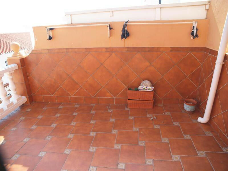 Townhouse Torre del Mar Málaga - image 8
