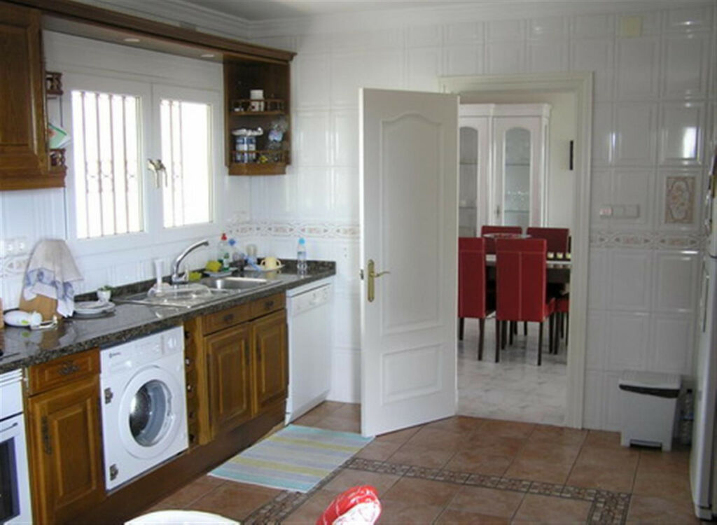 Detached Villa Caleta de Vélez Málaga - image 8