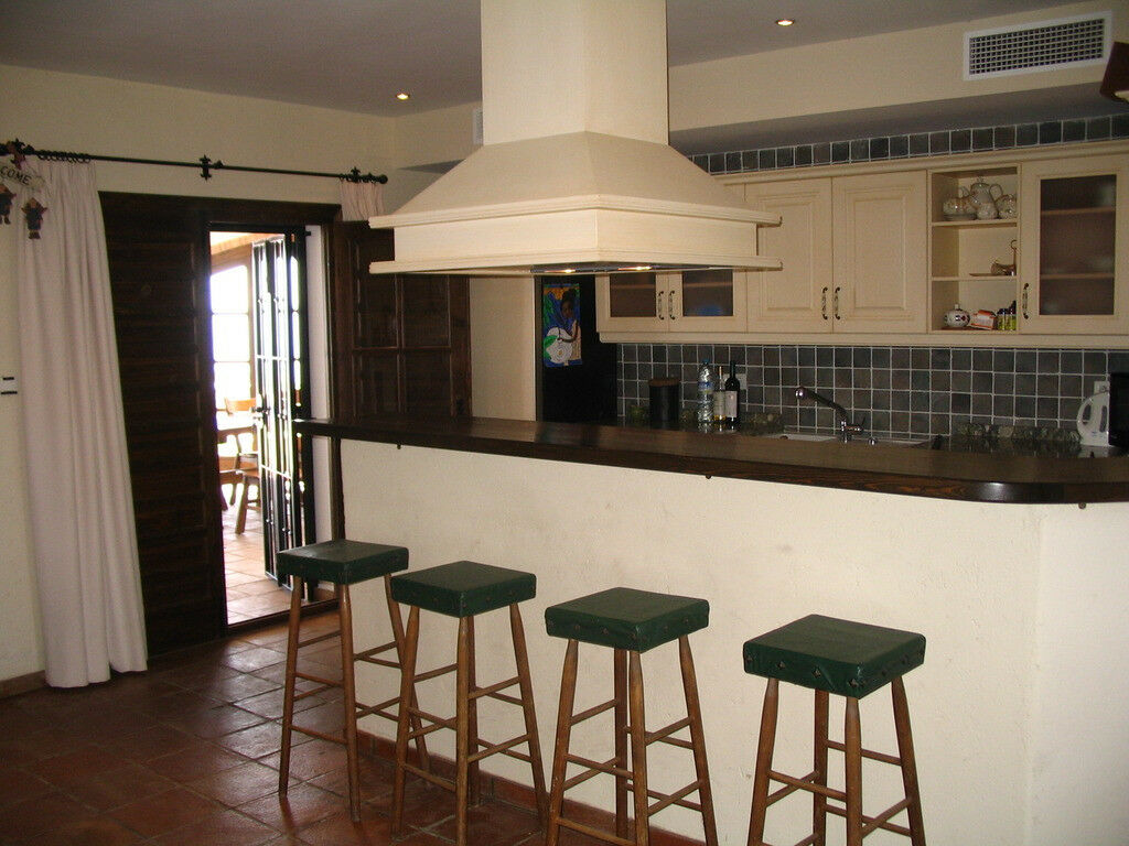 Detached Villa Vélez-Málaga Málaga - image 8
