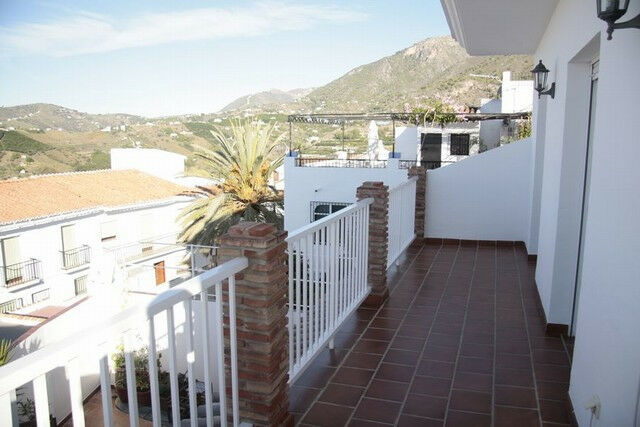 Penthouse Frigiliana Málaga - image 8