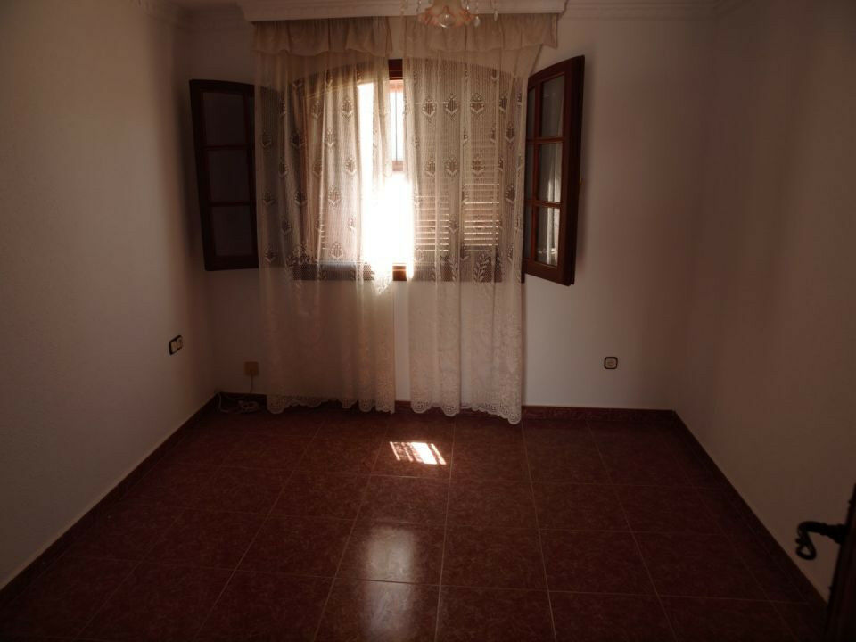 Semi-Detached House Alcaucín Málaga - image 8