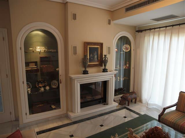 Detached Villa Caleta de Vélez Málaga - image 8