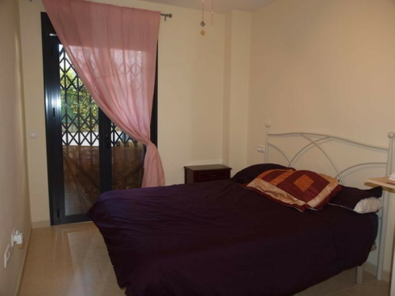 Ground Floor Apartment Almayate Málaga - image 8