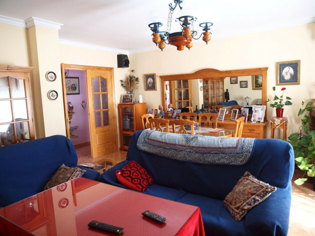 Middle Floor Apartment Algarrobo Málaga - image 8