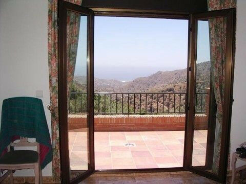 Detached Villa Cómpeta Málaga - image 8
