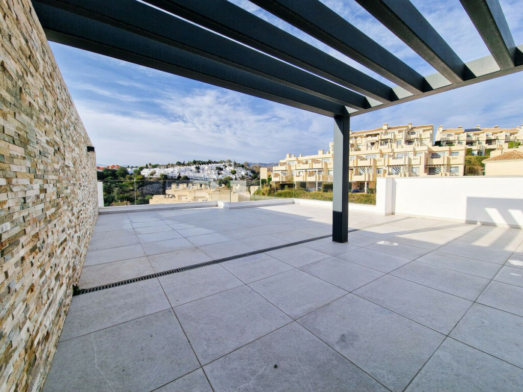 Penthouse Duplex Cabopino Málaga - image 4