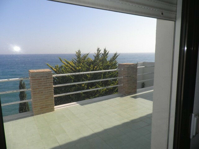 Detached Villa Rincón de la Victoria Málaga - image 8