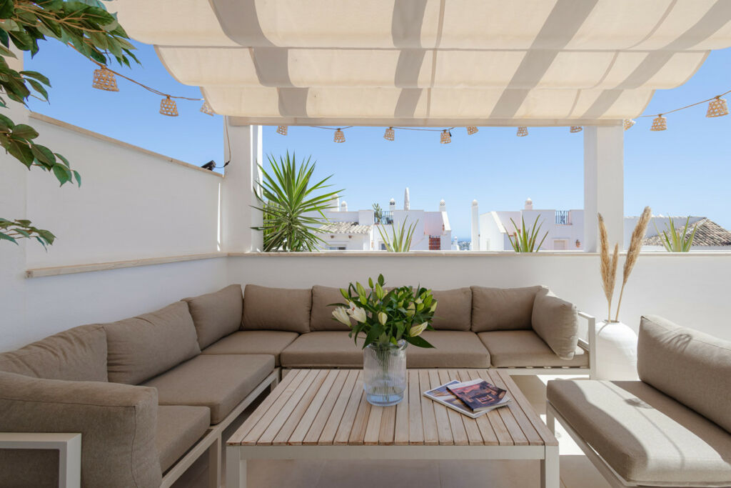 Penthouse Duplex Nueva Andalucía Málaga - image 9