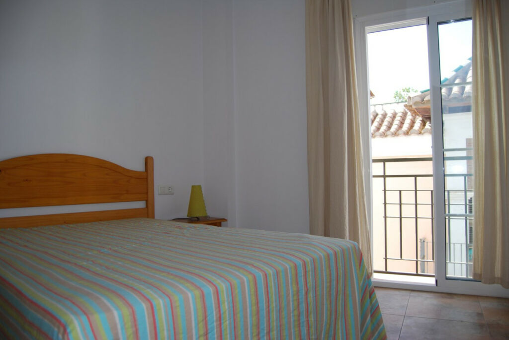 Middle Floor Apartment Torrox Málaga - image 8