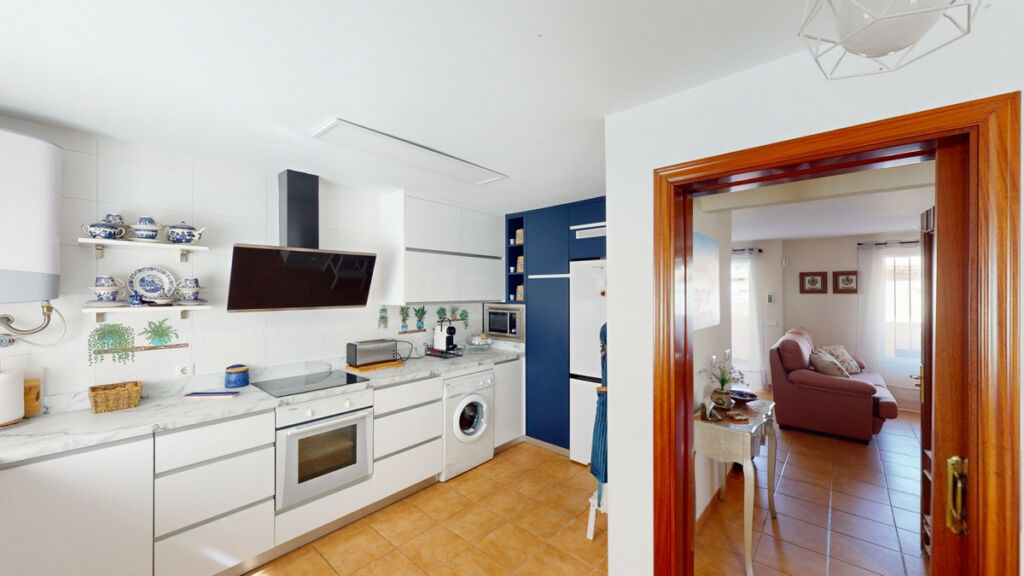 Semi-Detached House Almayate Málaga - image 8