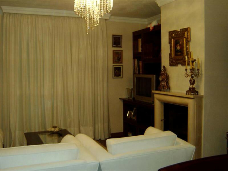 Detached Villa Rincón de la Victoria Málaga - image 8
