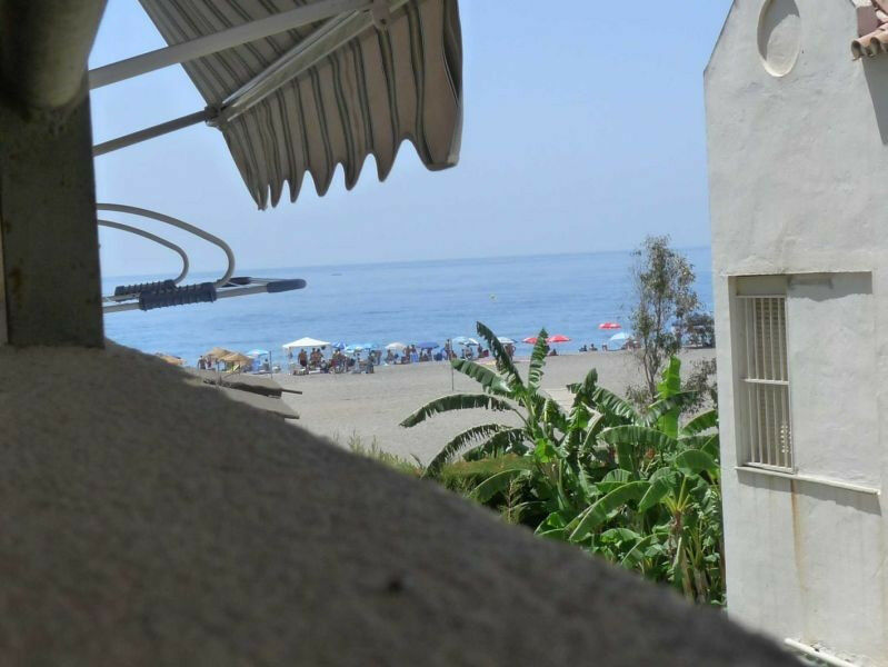 Middle Floor Apartment Benajarafe Málaga - image 8