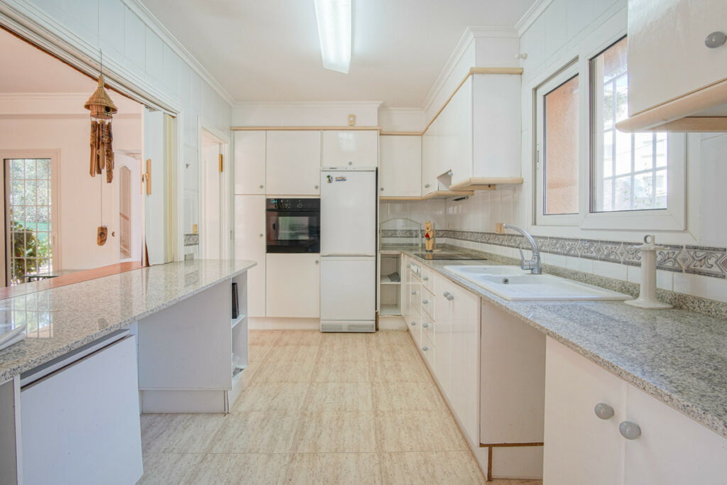 Detached Villa Denia Alicante - image 8