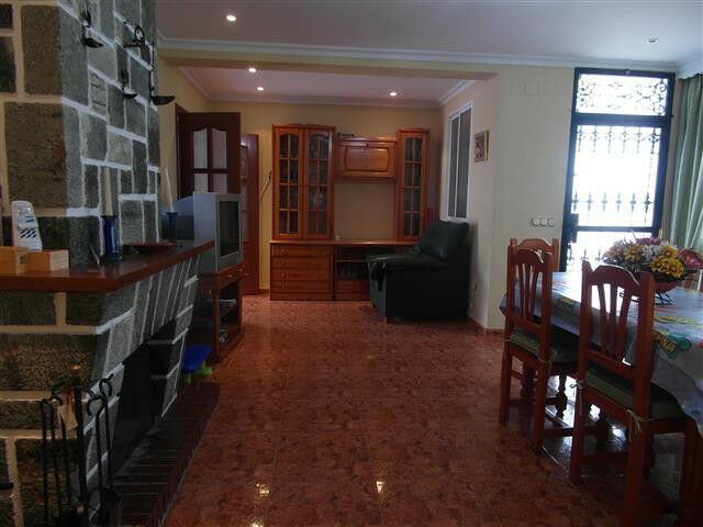 Detached Villa Benajarafe Málaga - image 8