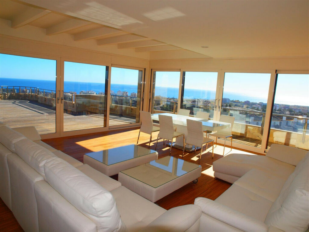 Penthouse Torre del Mar Málaga - image 8