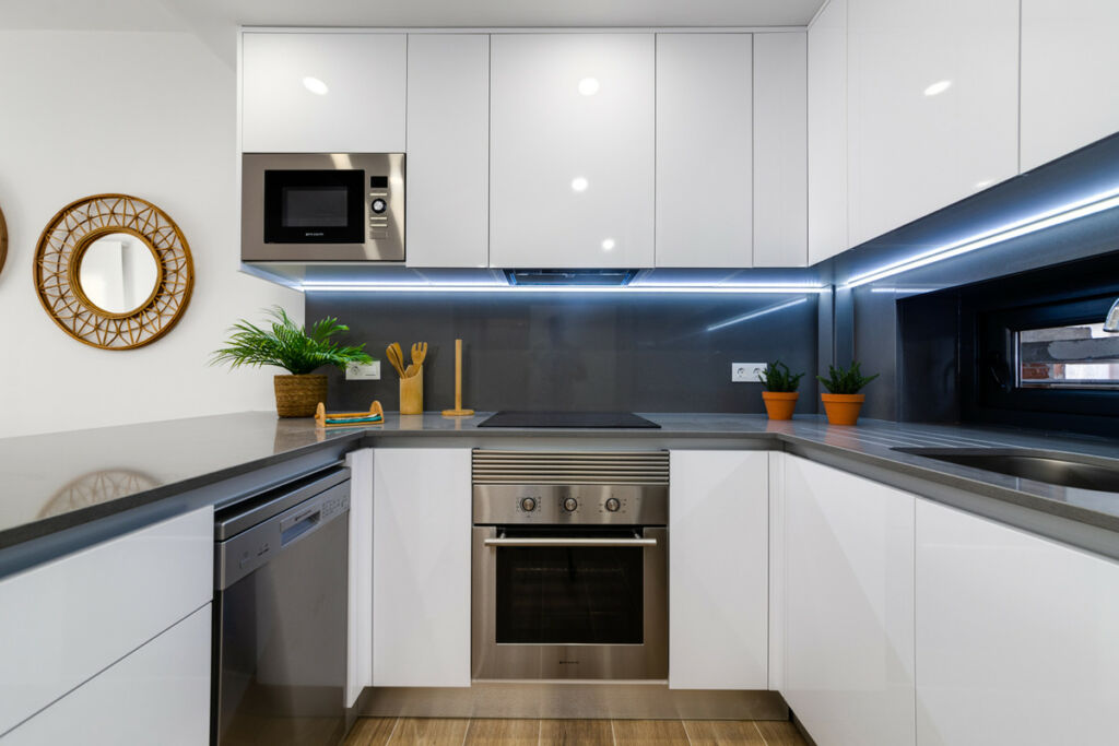 Ground Floor Apartment Villamartin Alicante - image 8