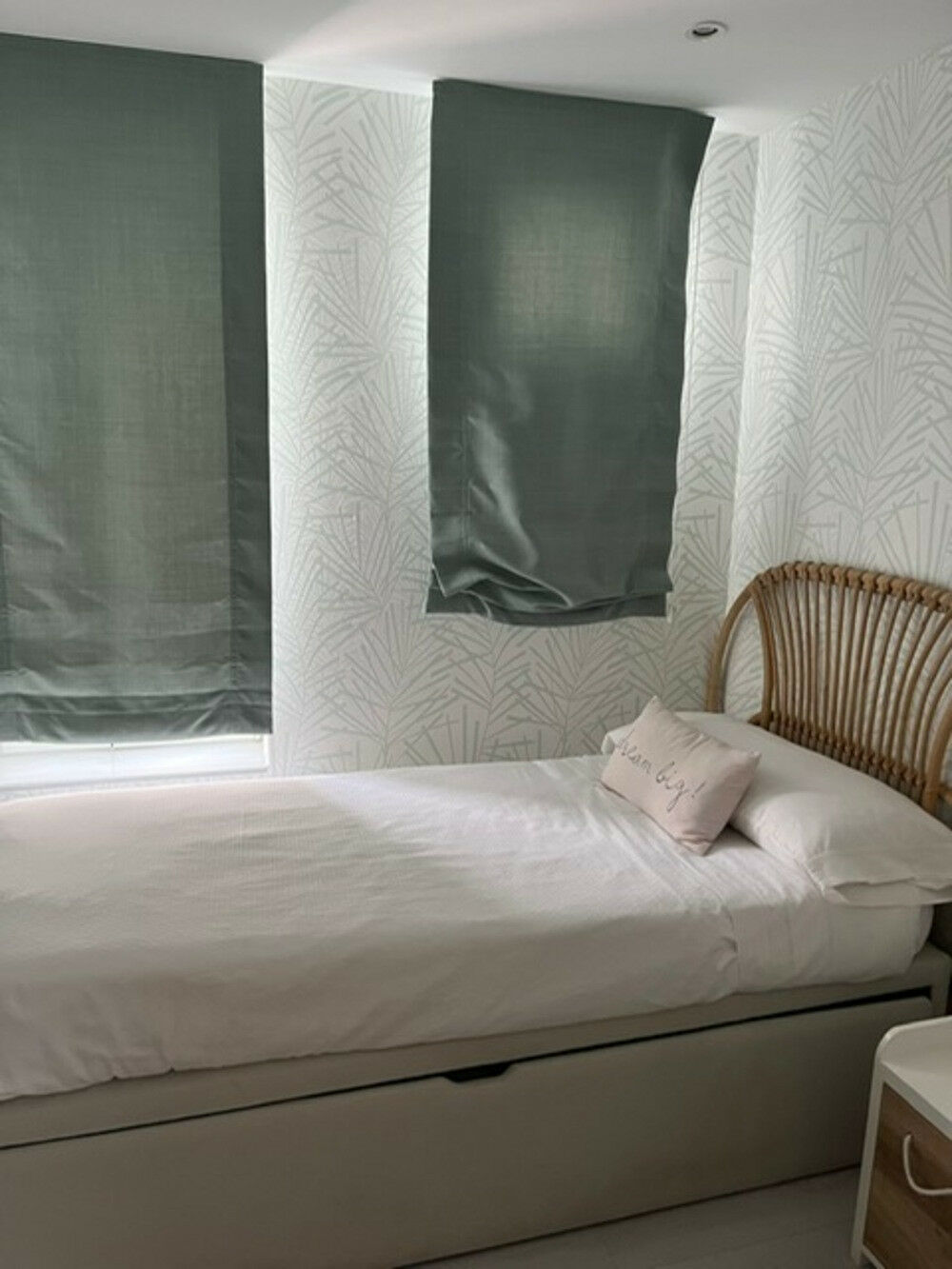 Middle Floor Apartment Estepona Málaga - image 8